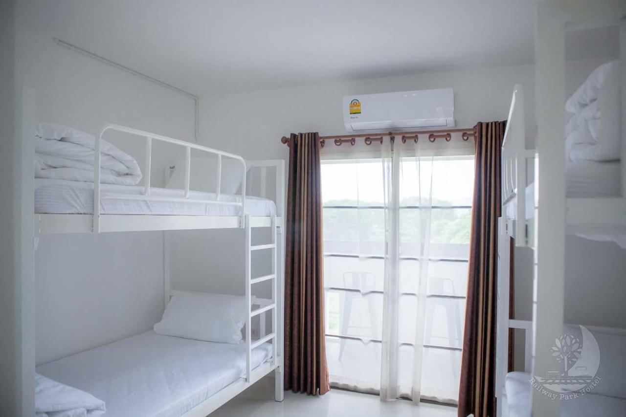 Railway Park Hostel Chiang Mai Extérieur photo